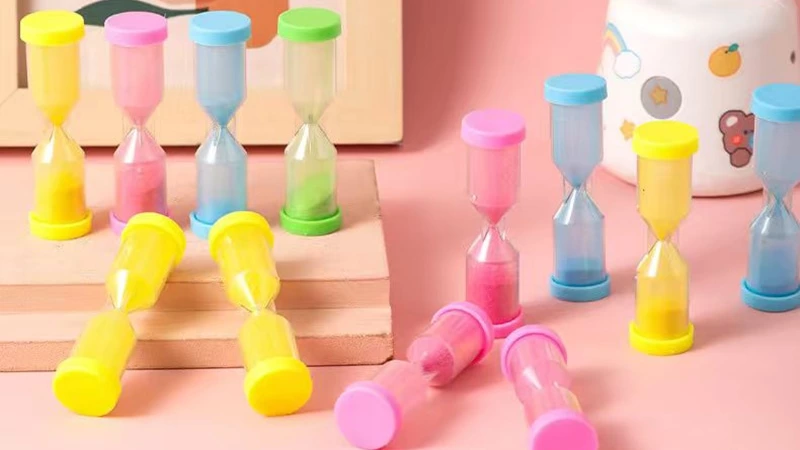 Macaron Hourglass